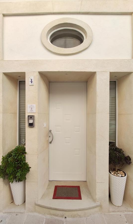 Dimora Della Nonna-Luxury Home Mola di Bari Exteriör bild