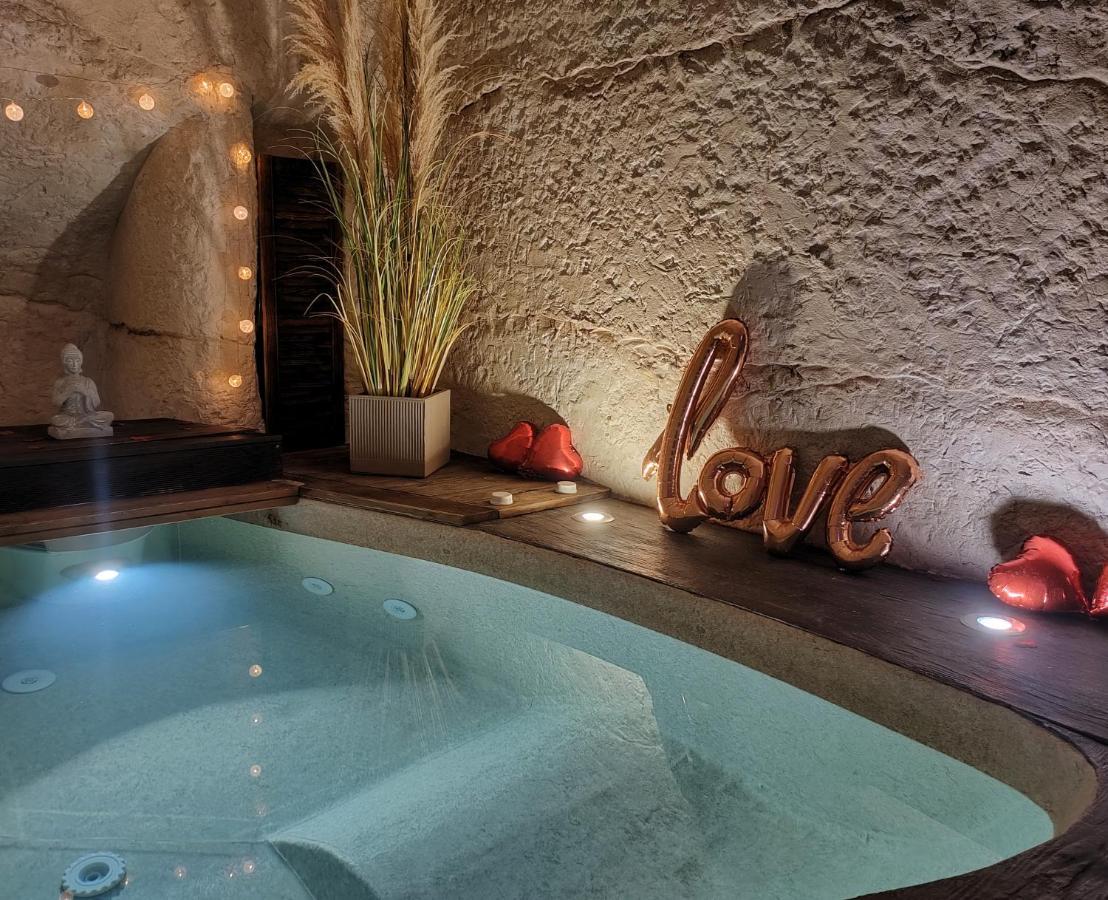 Dimora Della Nonna-Luxury Home Mola di Bari Exteriör bild